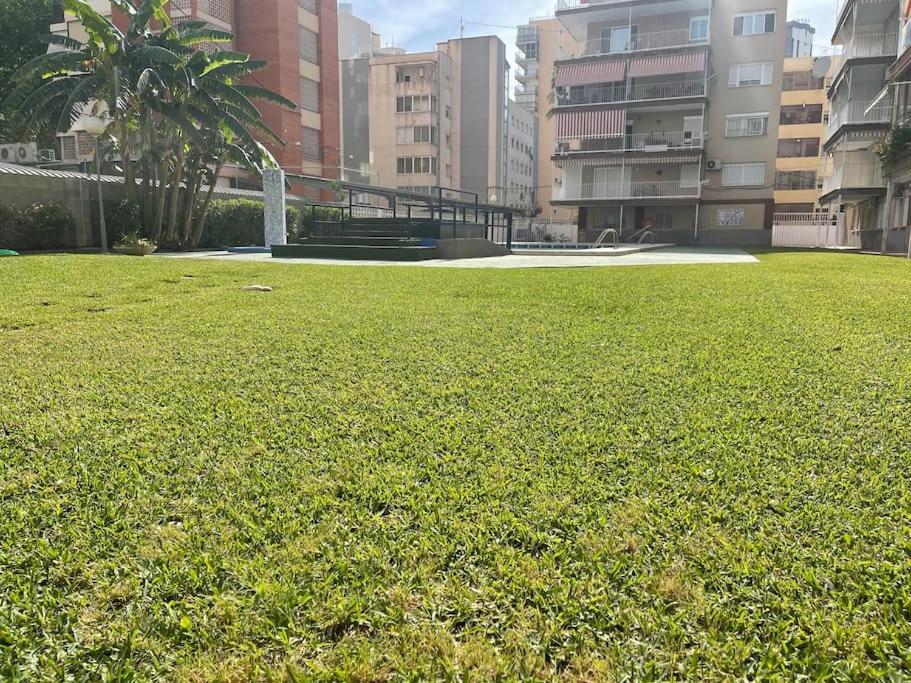 ベニドルムInmejorable Ubicacion,70M Playa 70M Puebloアパートメント エクステリア 写真