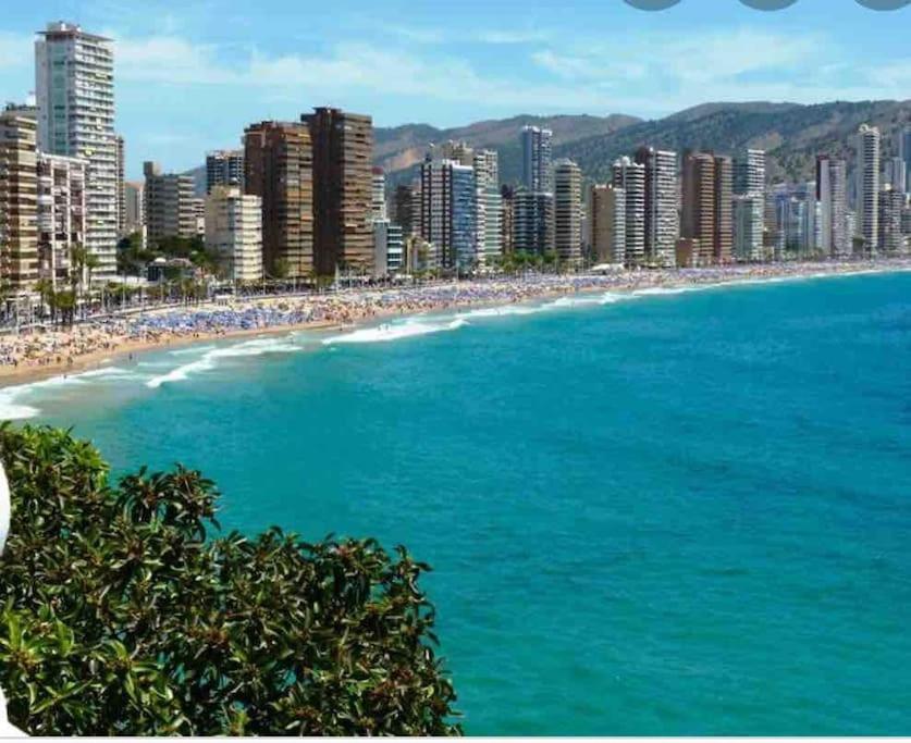 ベニドルムInmejorable Ubicacion,70M Playa 70M Puebloアパートメント エクステリア 写真