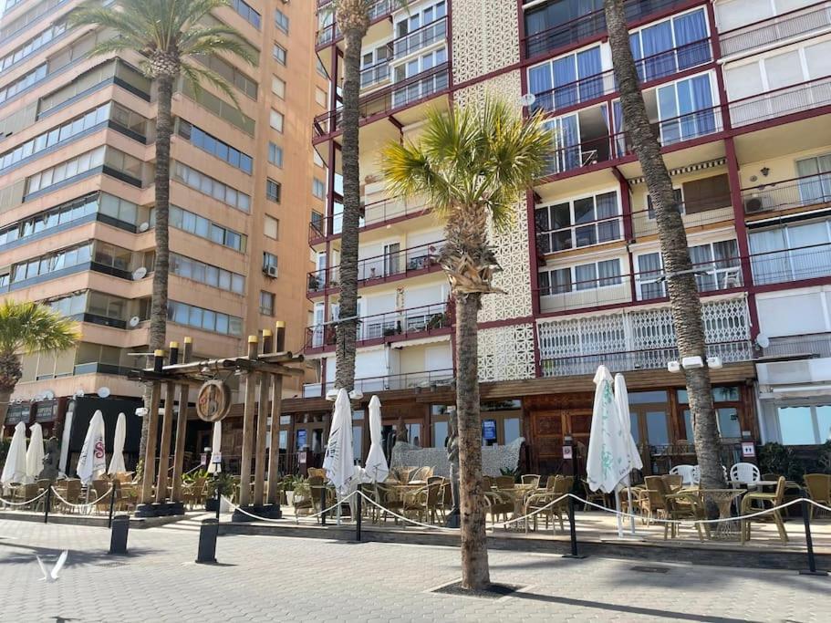 ベニドルムInmejorable Ubicacion,70M Playa 70M Puebloアパートメント エクステリア 写真
